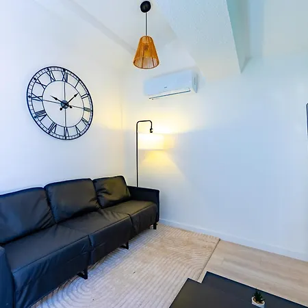 T3 Rénové - Jacuzzi Privatif - Port&mer à 2 Min Appartement La Seyne-sur-Mer