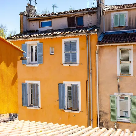 T3 Rénové - Jacuzzi Privatif - Port&mer à 2 Min Appartement *